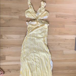 Maxi yellow striped dress